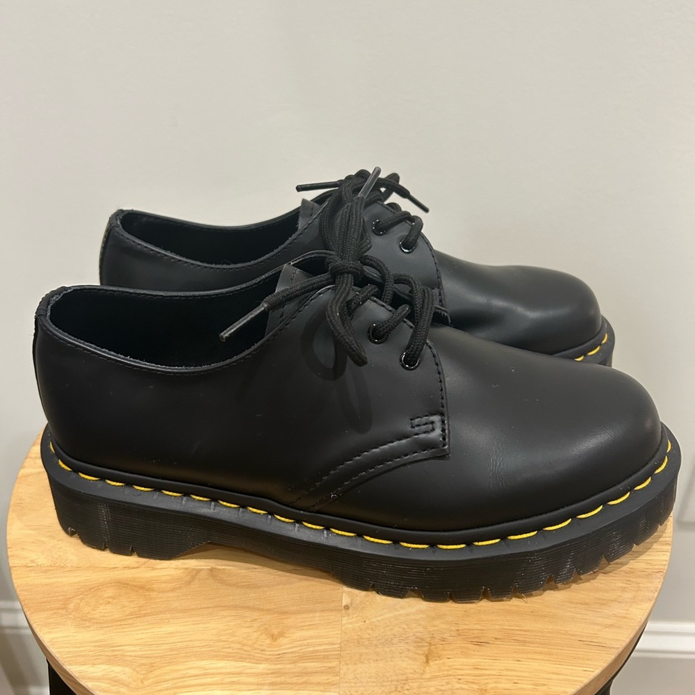 NWOT Dr. Marten 1461 Bex